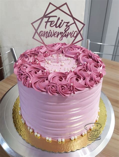 bolo de aniversário feminino delicado  Salvo de pinterest